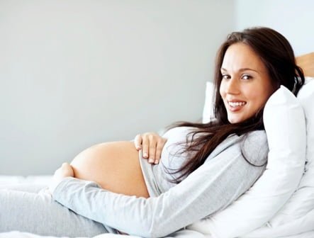 علائم نیازمند مراجعه به پزشک در هفته بیست و دوم بارداری