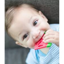 انواع مختلف دندان گیر نوزاد