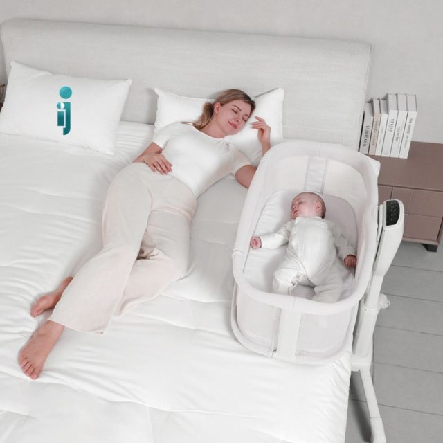 ‫تخت کنار مادر برقی ماستلا مدل‬ ‫Mastela Dream Starlight‬ آرامش دهنده